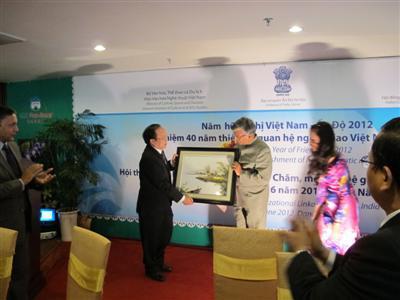 เปิดการสัมมนาเชิงวิชาการเกี่ยวกับวัฒนธรรมจาม - ความเชื่อมโยงระหว่างเวียดนามกับอินเดีย